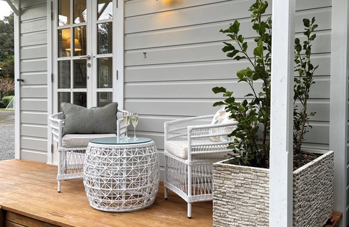 Wellington Cottage | Cosy Cottage Getaway (with breakfast &EVcharge) enjoy the country 20min from CBD