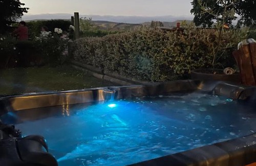 Waipara Maison | Cosy Cottage in the Vines