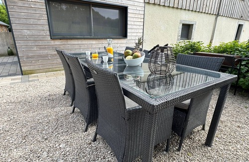 Laviron Cottage | Gîte cosy avec vue reposante et barbecue extérieur