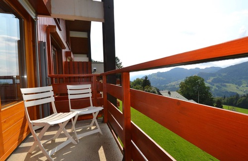 Cohennoz Appartement | Duplex cosy au pied des pistes, 5 pers, parking couvert