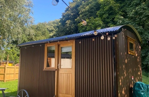 Higher Walton Cabine | Samlesbury Hall Shepherd's Hut