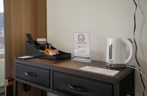Doncaster Maison | Cosy Ensuite Room 4 (self check-in) Doncaster