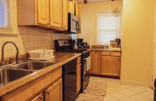 Silver Spring Maison | Cosy family friendly house in diverse and dynamic downtown Silver Spring!