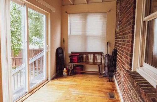 Silver Spring Maison | Cosy family friendly house in diverse and dynamic downtown Silver Spring!