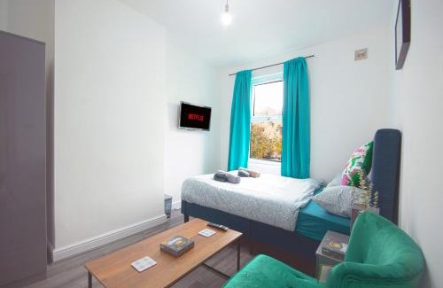 Waltham Forest Appartement | Cosy family home w/Wi-Fi, parking, self check-in