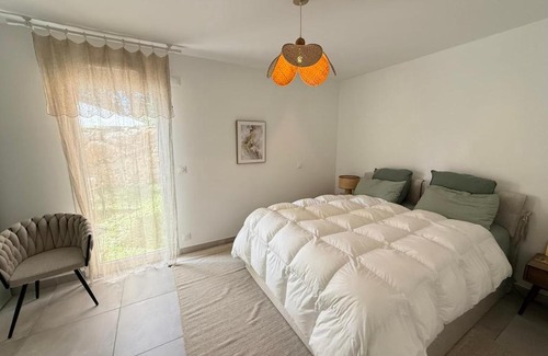 Valbonne Appartement | Cosy flat - Garden - Swimming pool