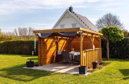 Martensdorf Appartement | Cosy flat in Niepars with garden