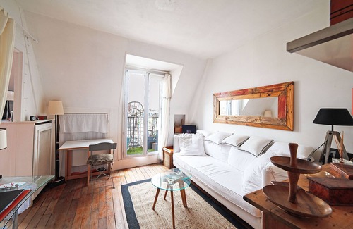 Auteuil Appartement | Cosy Flat in West With View on Eiffel Tower