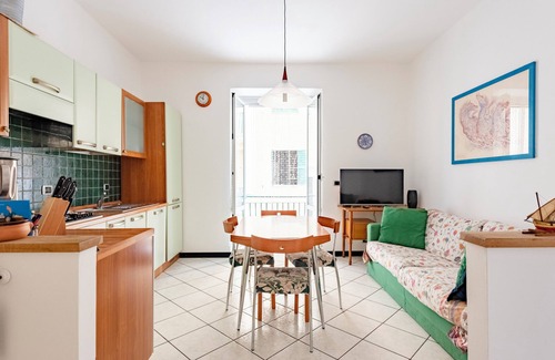 Chiavari Appartement | Cosy flat with parking in Chiavari