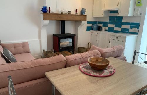 Brettes Maison | Cosy French retreat in Brettes