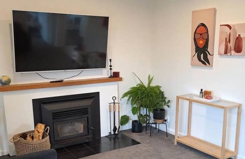 Christchurch Maison | Cosy, Functional and Friendly!