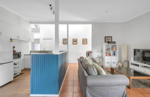 Broulee Maison | Cosy Getaway with Fireplace and Spacious Backyard