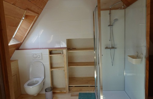 Saint-Laurent Cottage | Cosy gîte in a manor house with private terrace on a 7-hectare property
