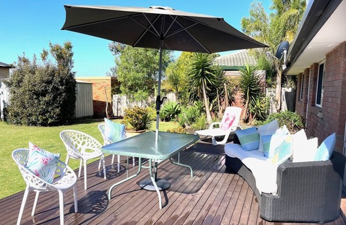 Grovedale Maison | Cosy Grovedale House! Perfect for visiting Great Ocean Road, Winery and Shopping