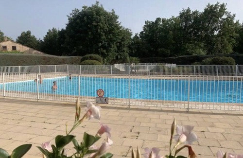 Saint-Cezaire-sur-Siagne Maison | Maison chaleureuse dans résidence avec piscine