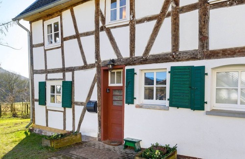 Eppe Villa | Maison de vacances historique et confortable Eppe dans les Uplandes avec sauna