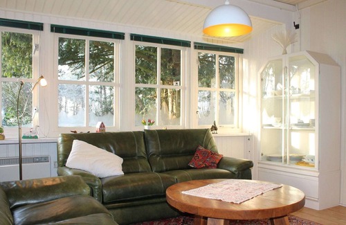 Maarheeze Maison | Cosy Holiday Home in Maarheeze with Verandah