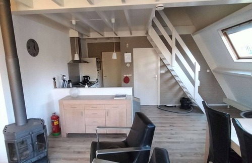Stramproy Maison | Cosy Holiday Home in Limburg with Forest nearby