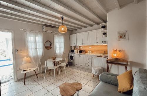 Kalafatis Appartement | Cosy Home at Kalafatis beach - Cielo Homes