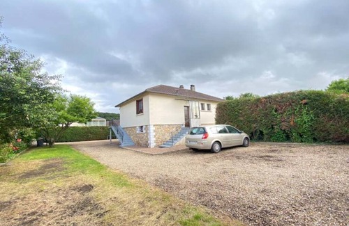 La Bonneville-sur-Iton Maison | Maison chaleureuse avec un grand jardin