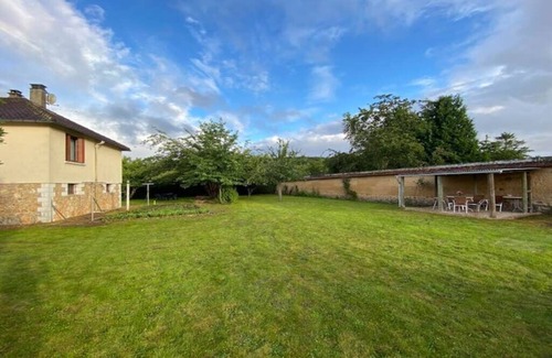 La Bonneville-sur-Iton Maison | Maison chaleureuse avec un grand jardin