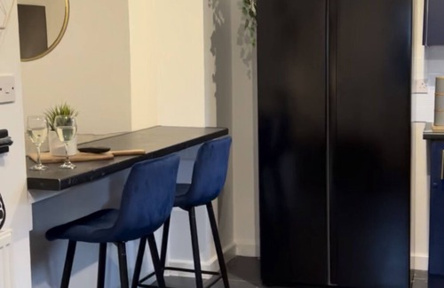 Birmingham Maison | Cosy house Harborne - Sleeps 10, 7 bed, 7 ensuite