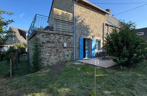 Roz-sur-Couesnon Maison | Cosy house Le Cerisier, view of Mont-Saint-Michel