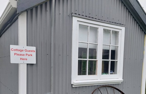 Canterbury Cabine | Cosy insulated Cabin 30 km from Christchurch Airport. 3 nights minimum stay $300