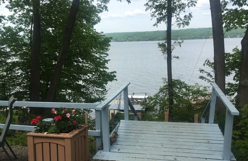 Trumansburg Cabine | Confortable cabine de lac propery 4 personnes!