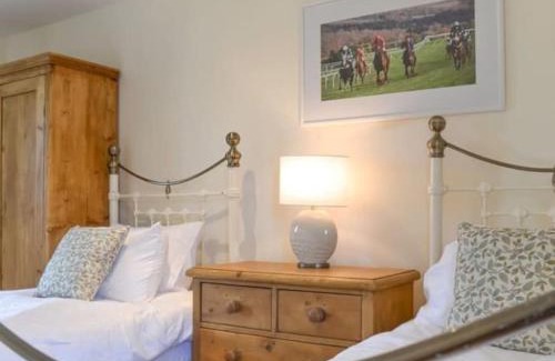Blaisdon Maison | Cosy luxury Grade II listed barn in the Forest of Dean
