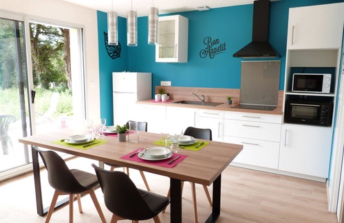 Saint-Pardoux Villa | Agréable maison neuve, cosy proche lac, plage et bourg, TV, WIFI, parking