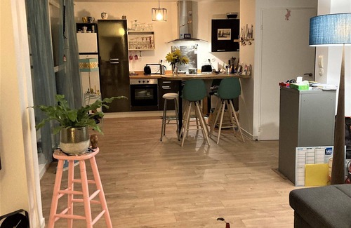 La Rochelle Appartement | Charmant 2 pièces au calme, canapé, terrasse, à 15 mn vélo ou bus centre ville