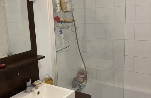 La Rochelle Appartement | Charmant 2 pièces au calme, canapé, terrasse, à 15 mn vélo ou bus centre ville