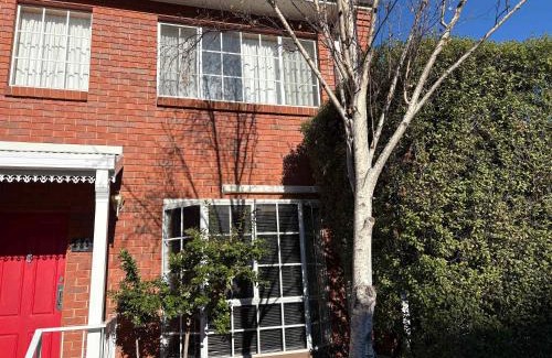 Hobart Central Business District Maison | Cosy renovated 2 bed villa in superb location