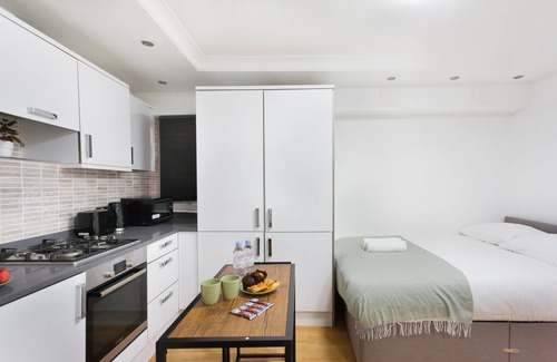 King's Cross Maison | Quadruple-Salle de bain partagée