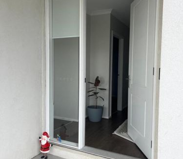 Wollert Lit Et Petit-Déjeuner | Cosy room stay- 25 min to Melbourne Airport and next to Hume Freeway