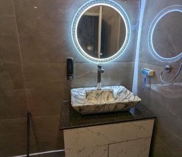 Rohini Maison | Cosy Stay with ParkView
