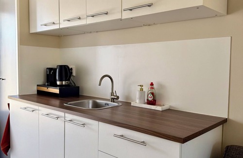 Municipality of Oostzaan Appartement | Cosy, stylish fully private studio with backyard - free parking until 17 nov