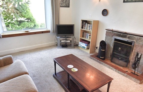 Ardnamurchan Peninsula Maison | Cosy Traditional Croft House, close to white sandy beaches.