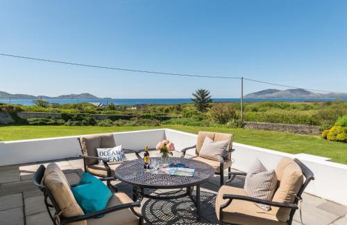 Beenbane Maison | Cosy two bedroom cottage in Waterville with sea views