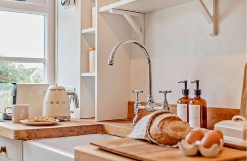 Blockley Cottage | Cosy yet stylish Cotswold holiday cottage - Rosewood Cottage