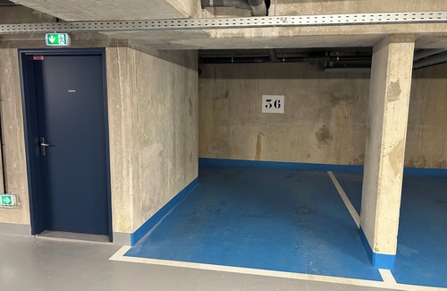 Magny-le-Hongre Appartement | Cosygreen77 -Disneyland à 7mn voiture avec terrasse, jardin et place de parking
