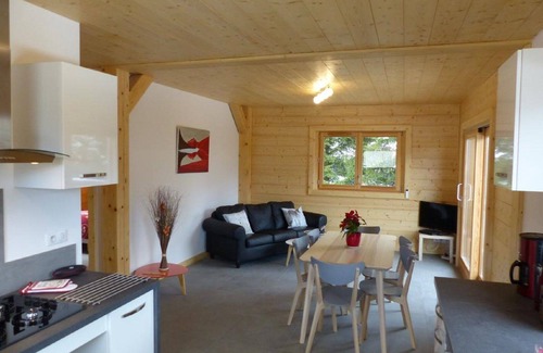 Chatillon-sur-Cluses Chalet De Ski | Coté Source independent mountain chalet - 6 people