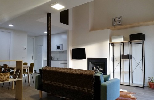 Gavin Maison | Cotefablo House. Sorrosal accommodation. Gavín (Biescas)