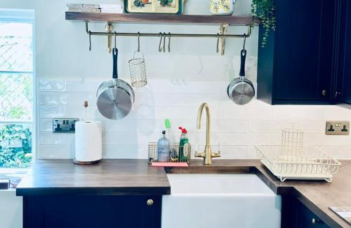 Enstone Maison | Cotswolds Cottage 5min from Soho Farmhouse