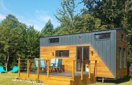 Saint-Christophe-sur-Conde Cottage | INSOLITE : La Tiny House du Lutin Many