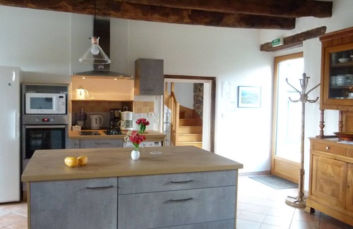 Hillion Cottage | Gîte groupe 12 ou 14 places (2 ch PMR dans longère en pierres avec jardin)