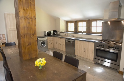 La Pesse Cottage | gîte, 12 personnes, confortable et spacieux,