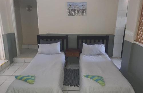Broederstroom Maison | Cottage 2 at Cynthias Country