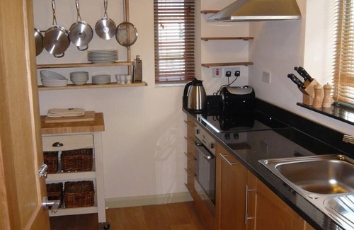Glastonbury Cottage | Cottage-Salle de bain privée séparée-Sleeps 8 Persons